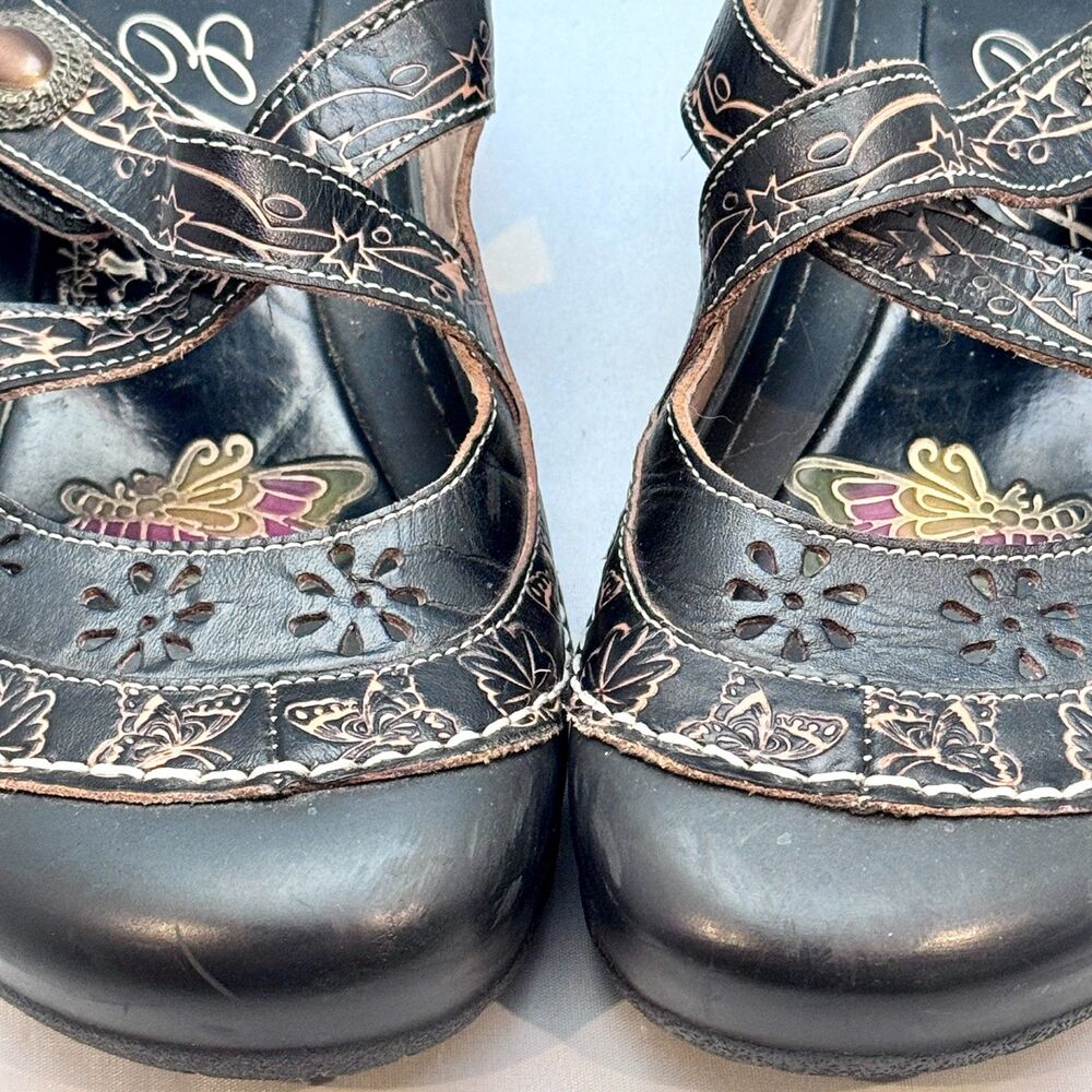 Elite by Corkys Merlin Leather Mary Jane Clogs Size 8